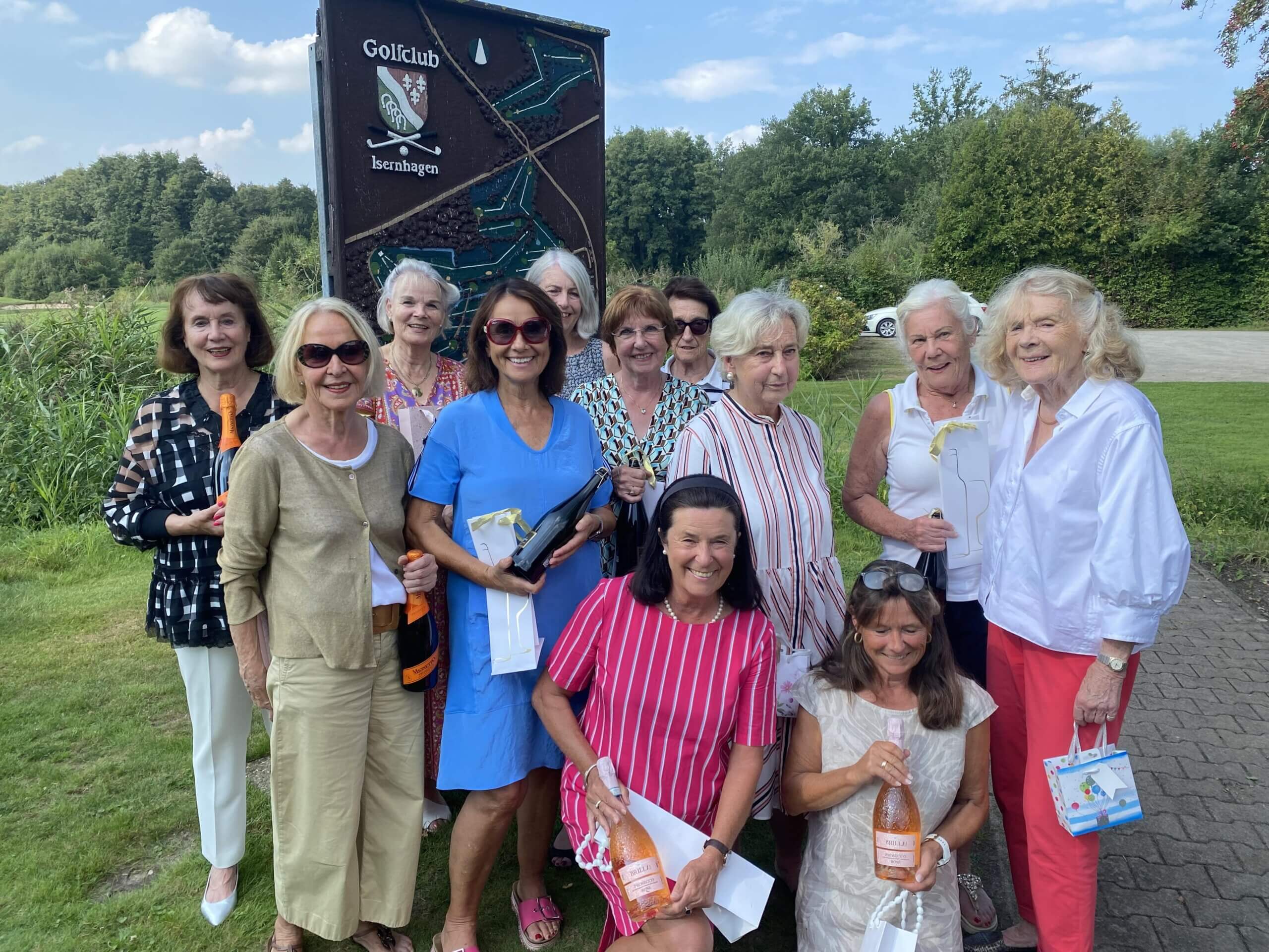 Damenspielgruppe im Golfclub Isernhagen
